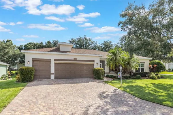 Property Slideshow image 2 of 79 | 24502 parlange ct, Leesburg, FL, 34748
