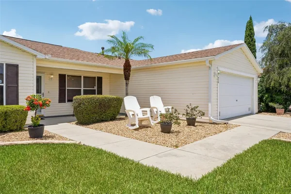 Property Slideshow image 2 of 48 | 970 kenova ave, The Villages, FL, 32162