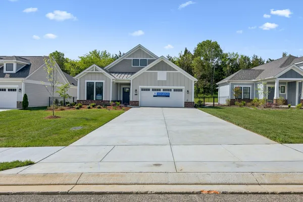 Property Slideshow image 3 of 44 | 412 gooding blvd, Smyrna, TN, 37167