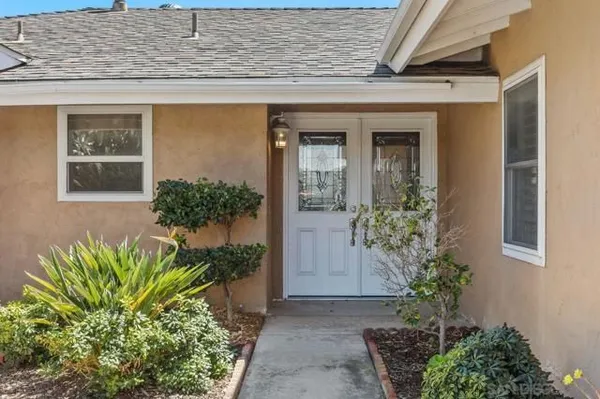 Property Slideshow image 3 of 39 | 12447 horado rd, San Diego, CA, 92128