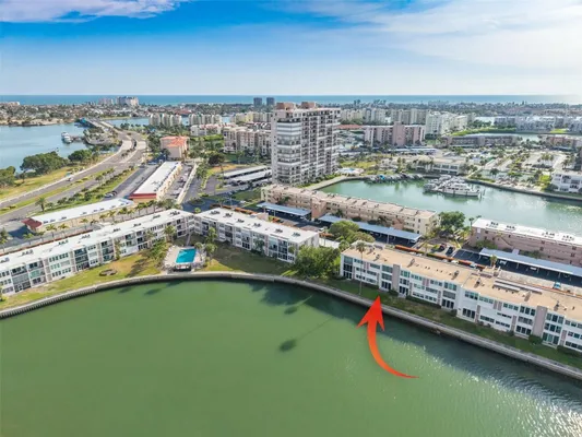 Property Slideshow image 2 of 51 | 7425 bay island dr 107, St Petersburg, FL, 33707