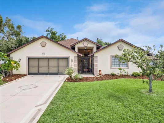 Property Slideshow image 2 of 66 | 21815 tartan st, Leesburg, FL, 34748