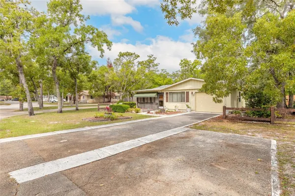 Property Slideshow image 2 of 28 | 104 magnolia loop, Port Orange, FL, 32128