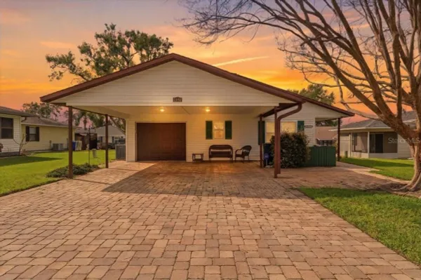 Property Slideshow image 2 of 35 | 2363 sea island cir, Lakeland, FL, 33810