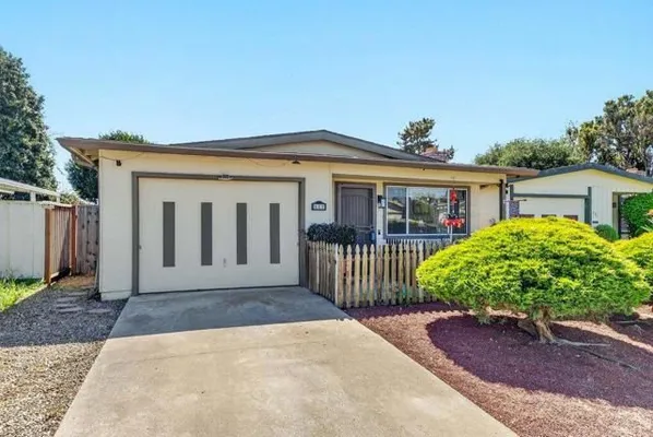 Property Slideshow image 2 of 32 | 517 tuttle ave, Watsonville, CA, 95076