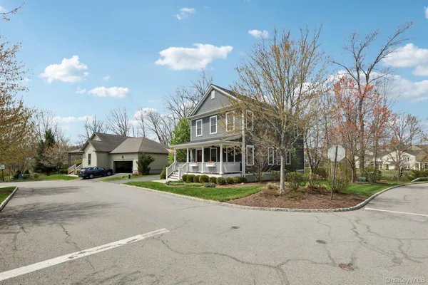 Property Slideshow image 2 of 46 | 6 cowdrey st, Warwick (Town), NY, 10990