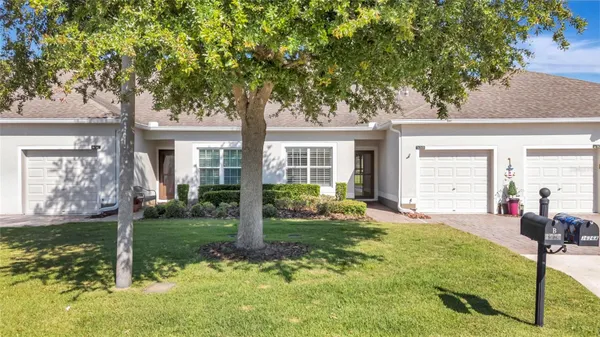 Property Slideshow image 3 of 44 | 3626 solana cir b, Clermont, FL, 34711