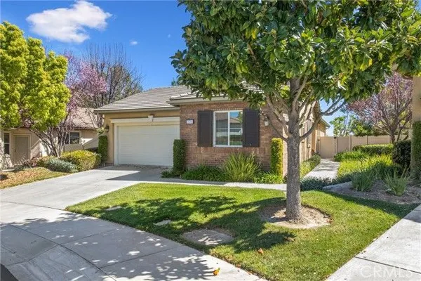 Property Slideshow image 2 of 28 | 278 kings cyn, Beaumont, CA, 92223