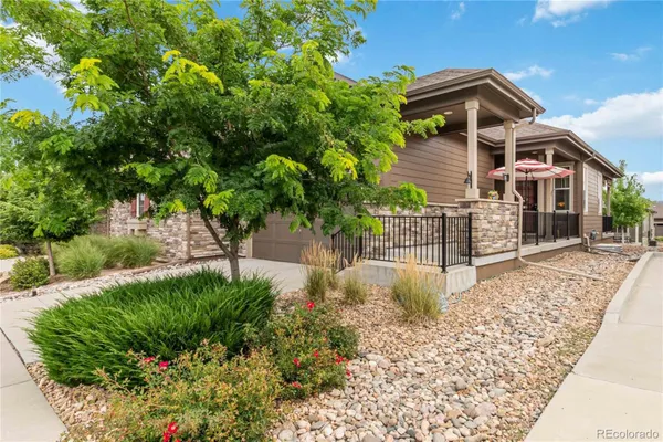 Property Slideshow image 2 of 43 | 3584 new haven cir, Castle Rock, CO, 80109