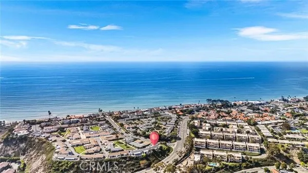 Property Slideshow image 2 of 59 | 103 monte vista 2, San Clemente, CA, 92672