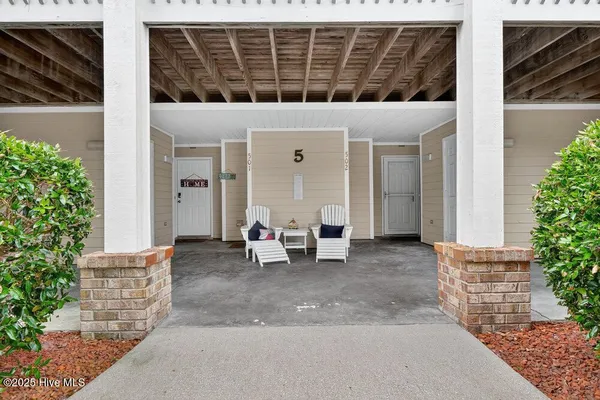 Property Slideshow image 2 of 62 | 3350 club villa dr 502, Southport, NC, 28461