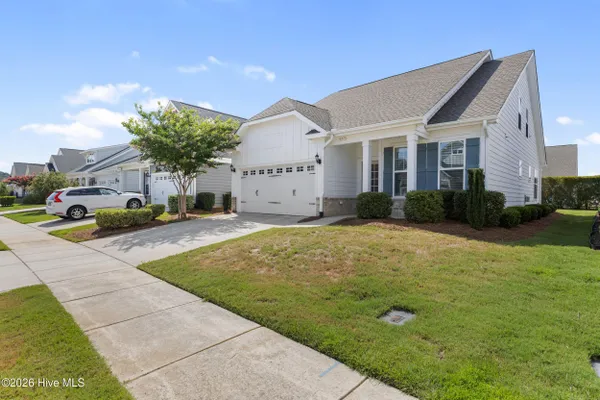 Property Slideshow image 3 of 56 | 5773 park w cir, Leland, NC, 28451
