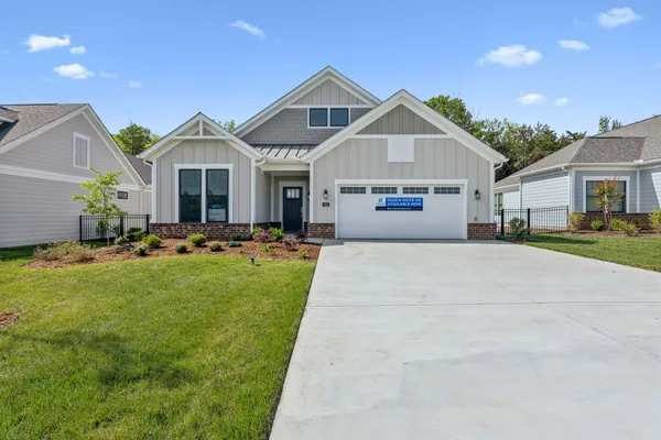 Property Slideshow image 2 of 44 | 412 gooding blvd, Smyrna, TN, 37167
