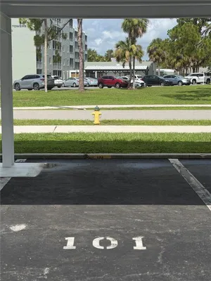 Property Slideshow image 3 of 47 | 2290 aaron st 101, Port Charlotte, FL, 33952