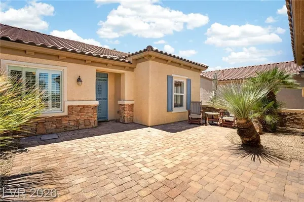 Property Slideshow image 2 of 35 | 2517 black river falls dr, Henderson, NV, 89044