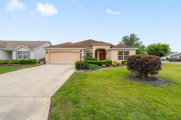 Property Slideshow image 2 of 41 | 1398 inman mills rd, The Villages, FL, 32162