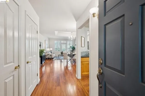 Property Slideshow image 3 of 45 | 5951 autumnwood dr 4a, Walnut Creek, CA, 94595