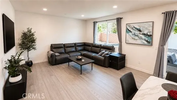 Property Slideshow image 3 of 29 | 11827 trailwood ct, Corona, CA, 92883