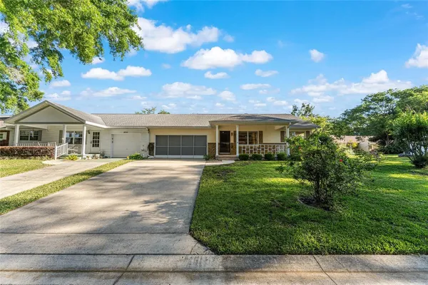 Property Slideshow image 3 of 37 | 8873 sw 95th st d, Ocala, FL, 34481