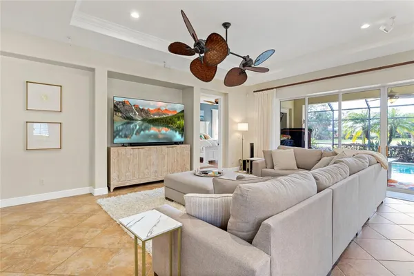 Property Slideshow image 2 of 32 | 922 preservation st, Bradenton, FL, 34208