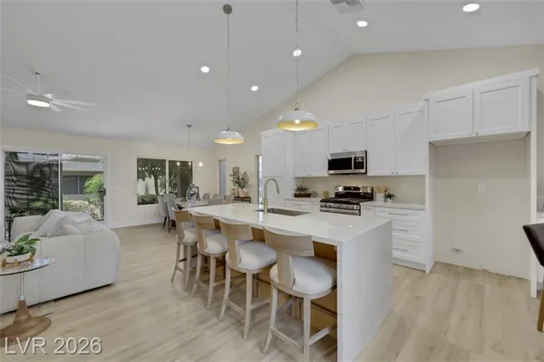 Property Slideshow image 3 of 29 | 9024 villa ridge dr, Las Vegas, NV, 89134