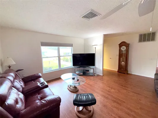 Property Slideshow image 3 of 35 | 8014 casuarina dr, Port Richey, FL, 34668