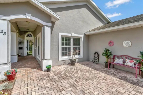 Property Slideshow image 3 of 33 | 725 high vista dr, Davenport, FL, 33837