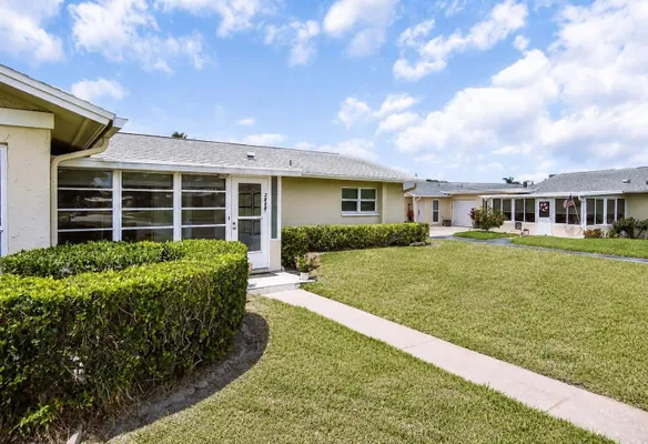 Property Slideshow image 2 of 48 | 2828 highlands blvd a, Palm Harbor, FL, 34684