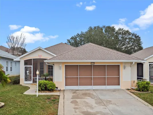 Property Slideshow image 2 of 63 | 21122 lionheart dr, Leesburg, FL, 34748