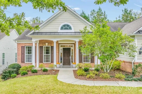 Property Slideshow image 2 of 45 | 51225 daffodil ct, Fort Mill, SC, 29707