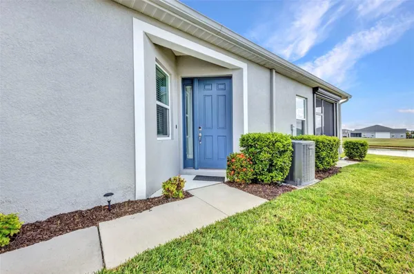 Property Slideshow image 2 of 28 | 1678 royal ct, Punta Gorda, FL, 33980