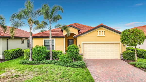 Property Slideshow image 2 of 59 | 10185 colubrina dr, Venice, FL, 34293