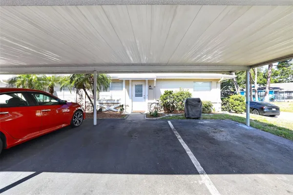 Property Slideshow image 2 of 31 | 2201 holkham pl, Sun City Center, FL, 33573