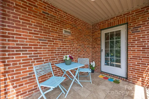 Property Slideshow image 3 of 30 | 2 enka orchard st, Candler, NC, 28715