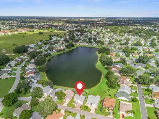 Property Slideshow image 2 of 51 | 1013 del rio dr, Lady Lake, FL, 32159