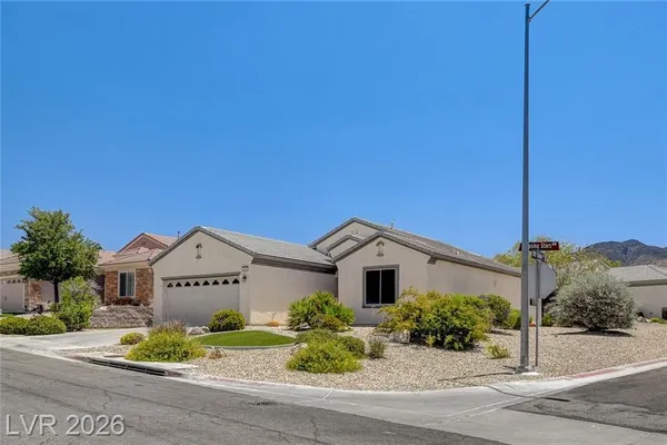 Property Slideshow image 2 of 53 | 2545 eclipsing stars dr, Henderson, NV, 89044