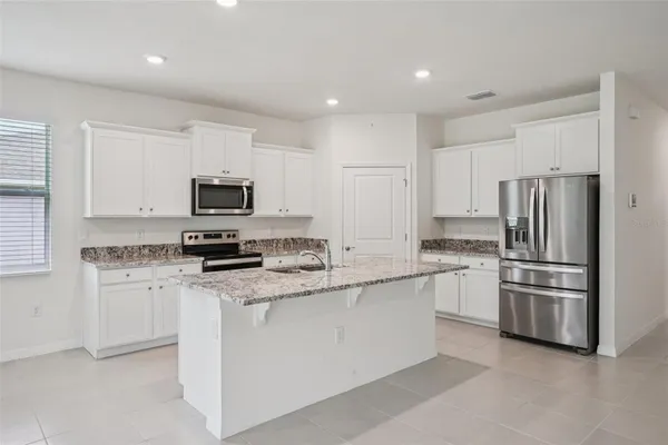 Property Slideshow image 2 of 54 | 6203 sw 93rd loop, Ocala, FL, 34476