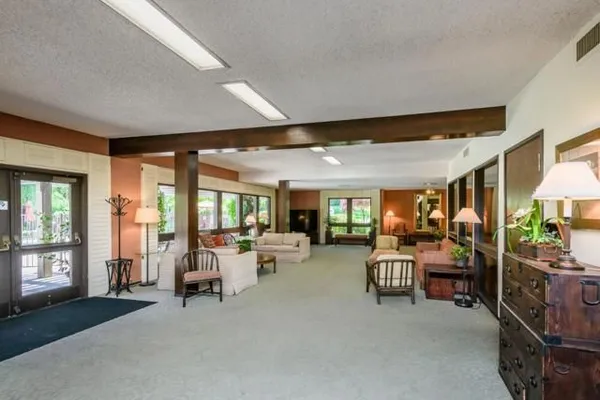 Property Slideshow image 3 of 19 | 2140 santa cruz ave 203, Menlo Park, CA, 94025