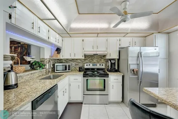Property Slideshow image 2 of 30 | 3551 inverrary dr 110, Lauderhill, FL, 33319