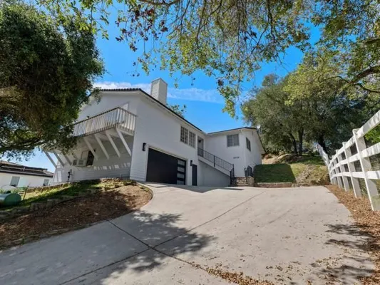 Property Slideshow image 3 of 51 | 28148 mountain meadow rd, Escondido, CA, 92026