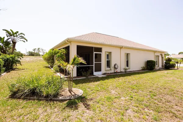 Property Slideshow image 3 of 4 | 2542 sandy hill ct, Holiday, FL, 34691