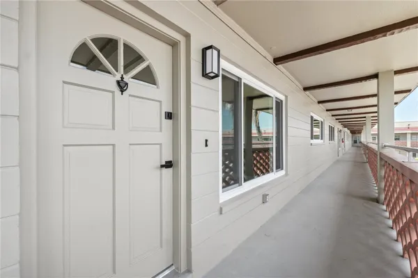 Property Slideshow image 2 of 23 | 2072 australia way 42, Clearwater, FL, 33763