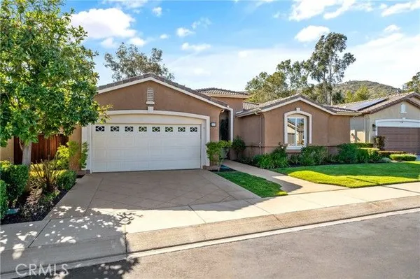 Property Slideshow image 2 of 62 | 233 eagle ln, Hemet, CA, 92545