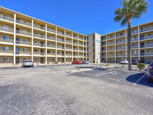 Property Slideshow image 2 of 50 | 3563 lake bayshore dr j206, Bradenton, FL, 34205