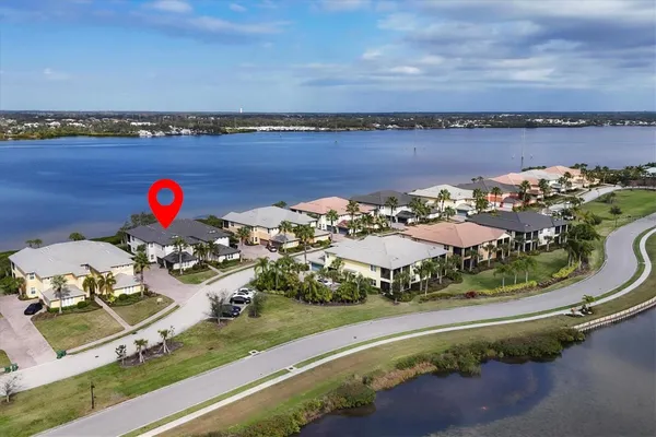 Property Slideshow image 3 of 56 | 1226 riverscape st, Bradenton, FL, 34208