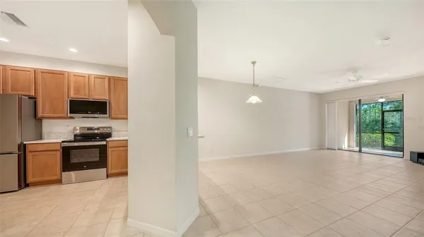 Property Slideshow image 2 of 42 | 1821 batello dr, Venice, FL, 34292