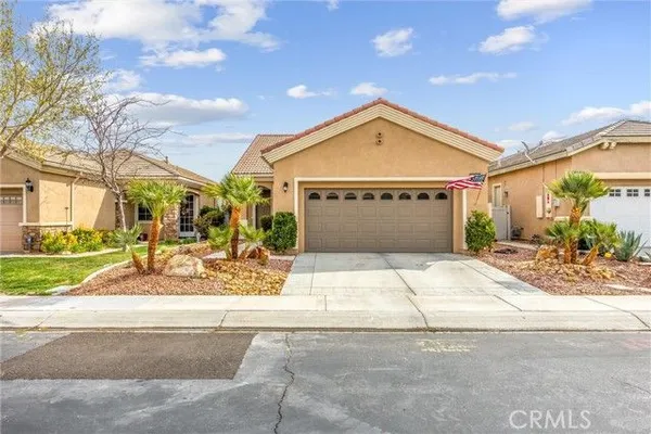 Property Slideshow image 2 of 31 | 10887 katepwa st, Apple Valley, CA, 92308