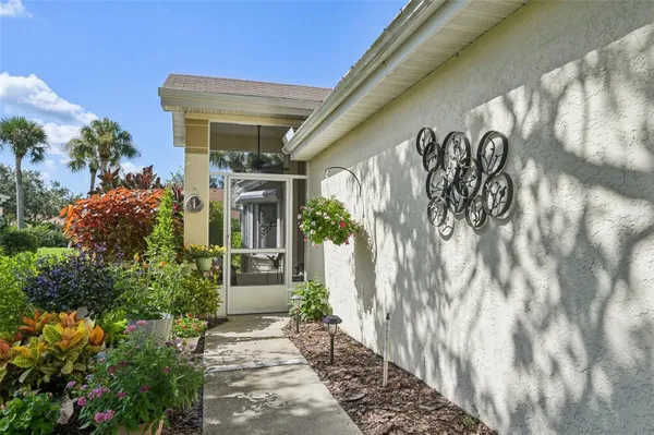 Property Slideshow image 3 of 50 | 2467 nantucket harbor loop 122, Sun City Center, FL, 33573