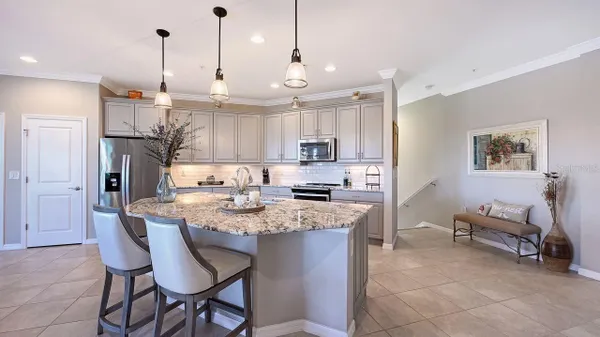 Property Slideshow image 3 of 52 | 23149 banbury way # 201, Venice, FL, 34293