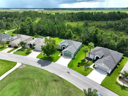 Property Slideshow image 2 of 52 | 10118 cleghorn dr, San Antonio, FL, 33576